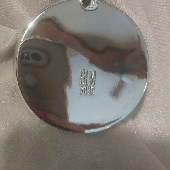 Robert Lee Morris Soho Large Bold Pendant Necklace - Picture 5 of 5